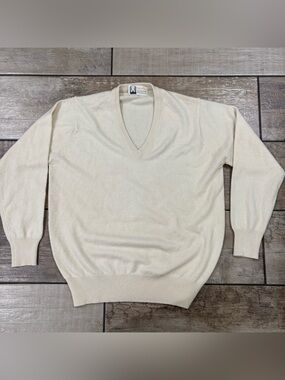 Vintage Tian Shan 100% cream cashmere knit sweater women’s size 42